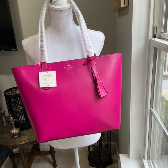 kate spade Handbags - ❌SOLD❌ - Kate Spade Emilia Large Tote